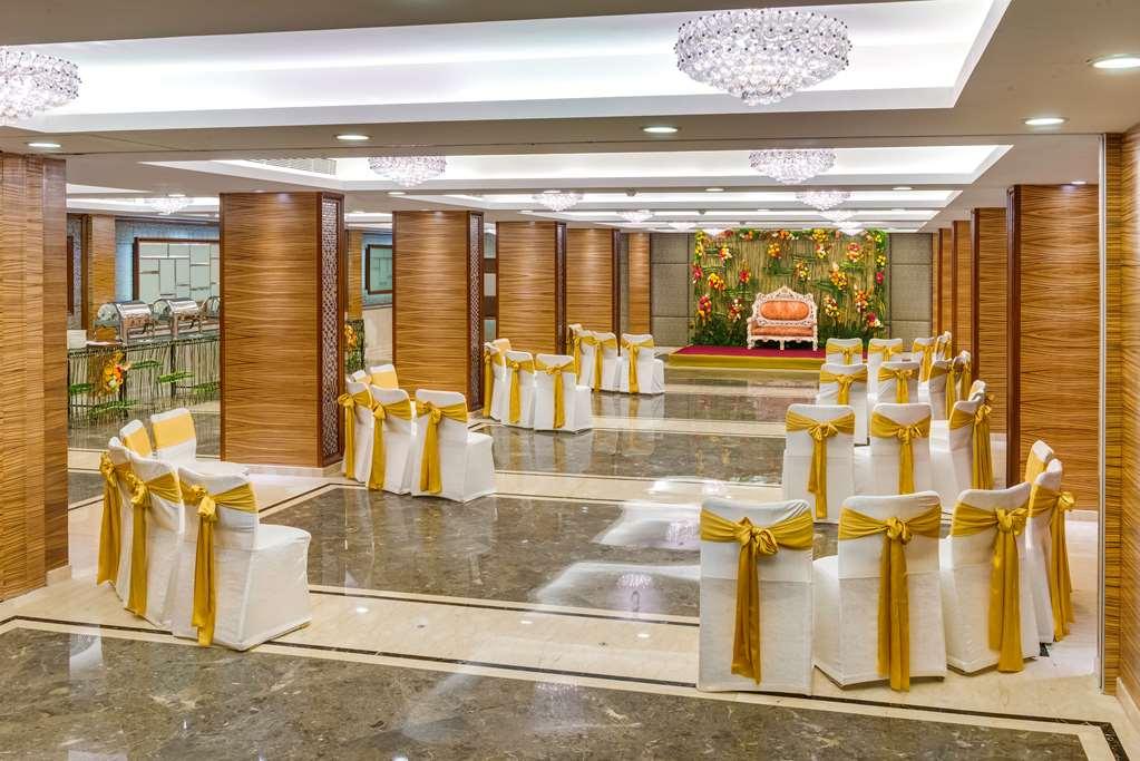 Kenilworth Hotel, Калькутта Удобства фото
